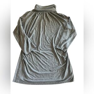 Keyhole 3/4 Sleeve Cinched Turtleneck - Womens Size Medium - Gray